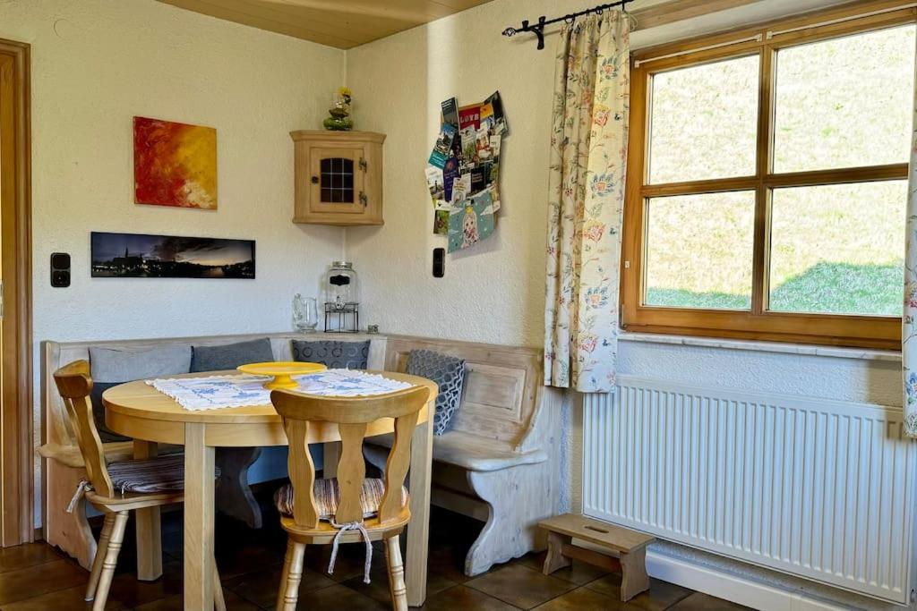Romantisches Alpenchalet - Mit Sauna Und Kamin - Ruhig Und Zentral Bad Tölz Exteriör bild
