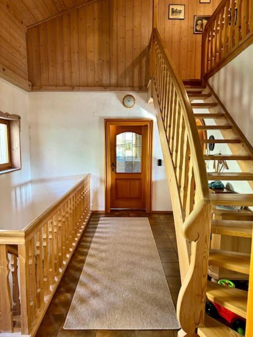 Romantisches Alpenchalet - Mit Sauna Und Kamin - Ruhig Und Zentral Bad Tölz Exteriör bild