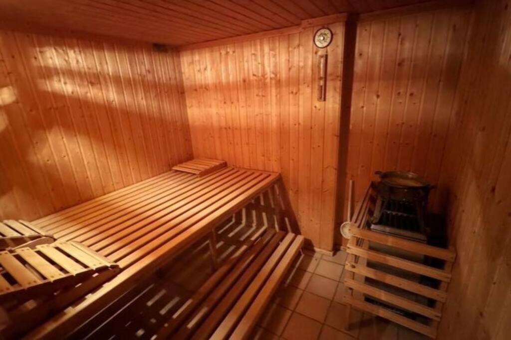 Romantisches Alpenchalet - Mit Sauna Und Kamin - Ruhig Und Zentral Bad Tölz Exteriör bild