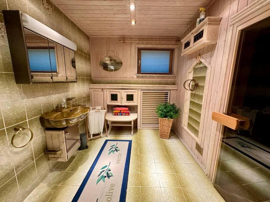 Romantisches Alpenchalet - Mit Sauna Und Kamin - Ruhig Und Zentral Bad Tölz Exteriör bild