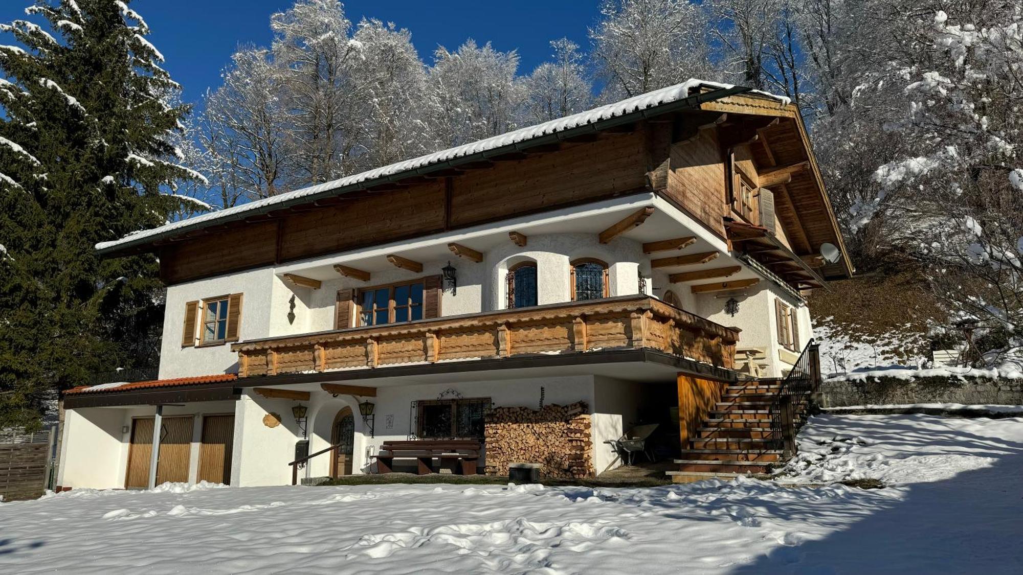 Romantisches Alpenchalet - Mit Sauna Und Kamin - Ruhig Und Zentral Bad Tölz Exteriör bild