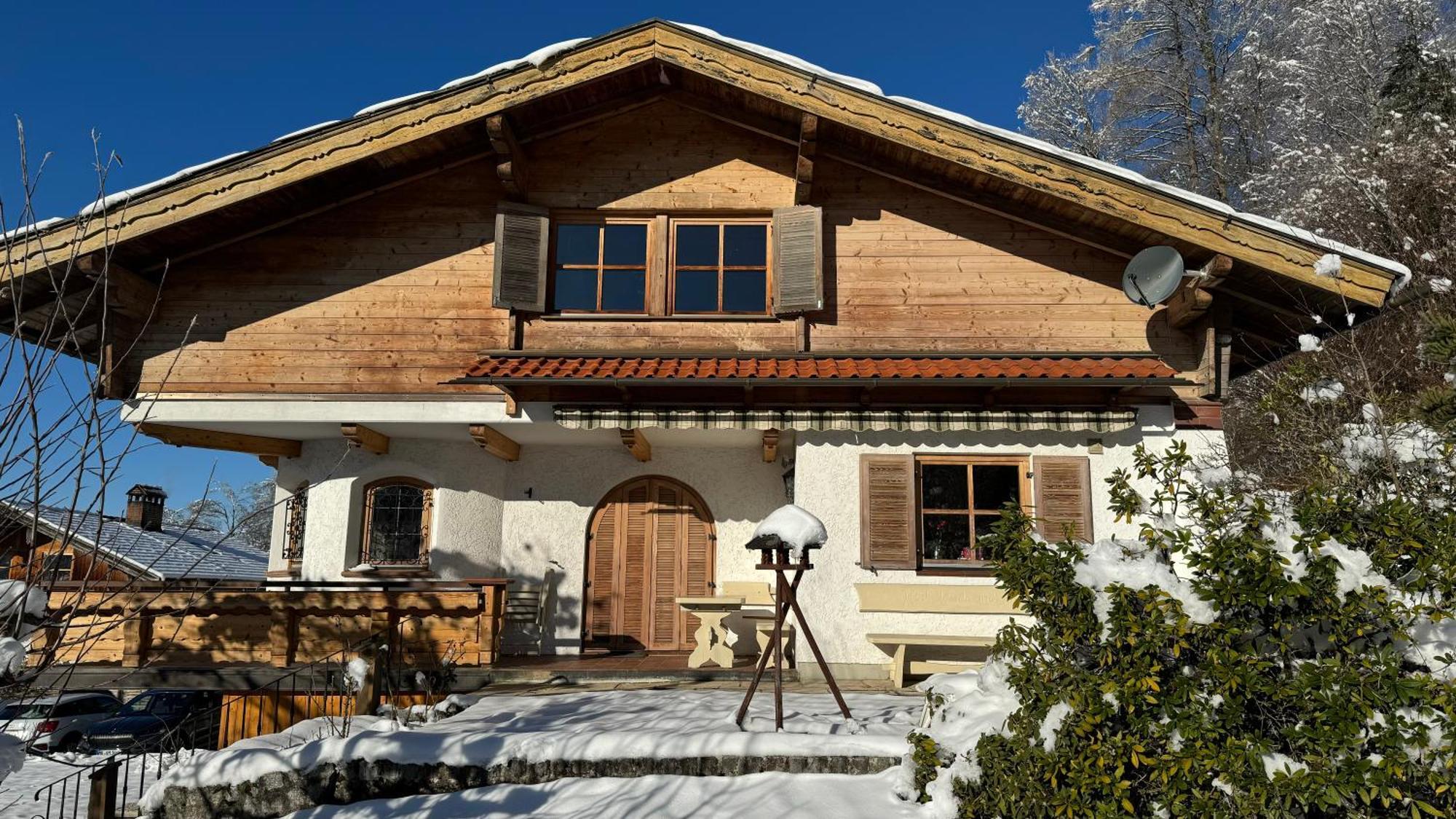 Romantisches Alpenchalet - Mit Sauna Und Kamin - Ruhig Und Zentral Bad Tölz Exteriör bild